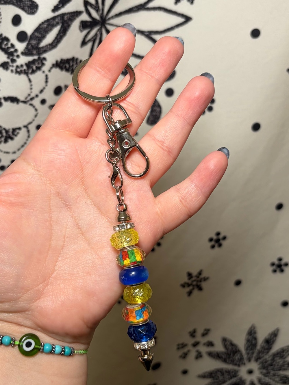 Handmade‎ Beaded Pointed Tip Keychain Self
Defense Accessory Bag Charm Gift
